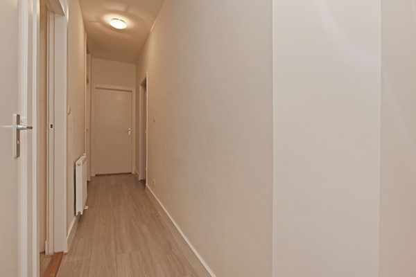 Medium property photo - Velpsestraat 211, 2573 SK Den Haag